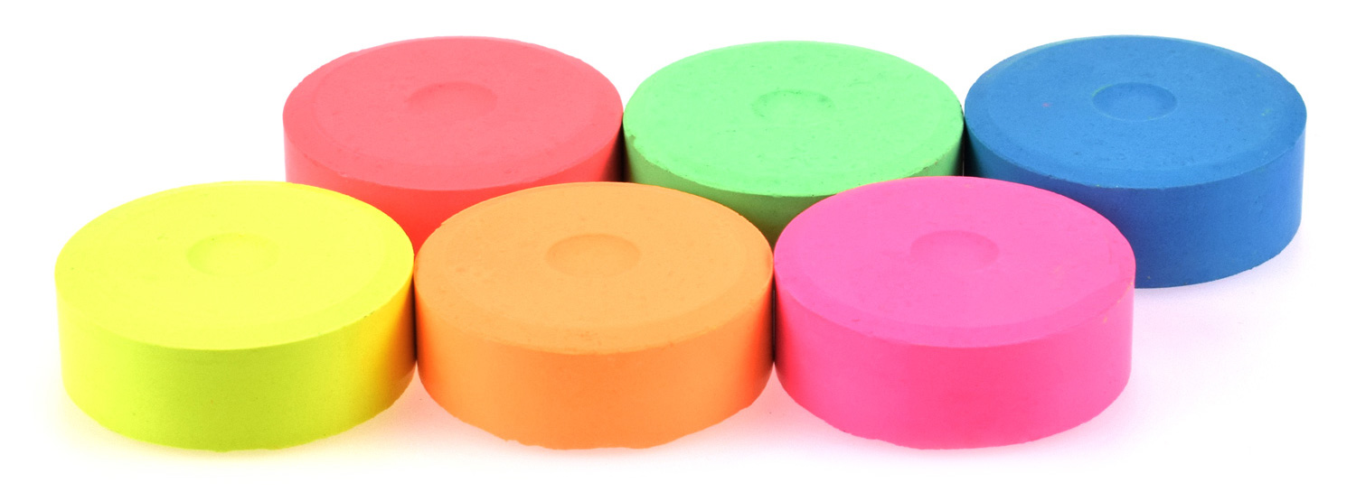Die Wasserfarbenpucks gibt es auch in Neonfarben